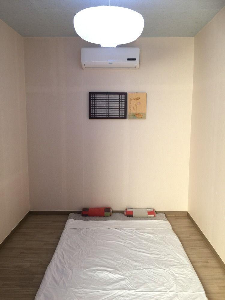Romantic Mokpo Buitenkant foto